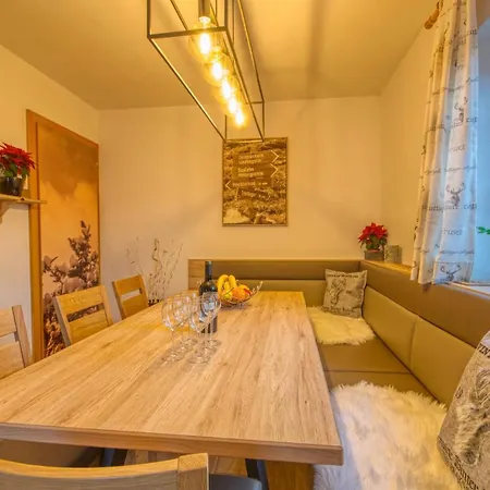 Chalet Berggluck By Alpen